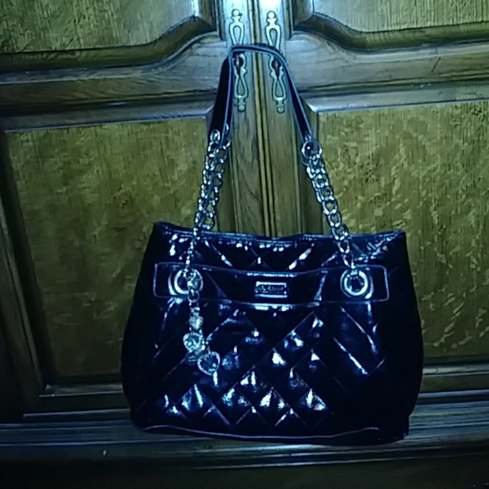 Large Kenneth cole handbag